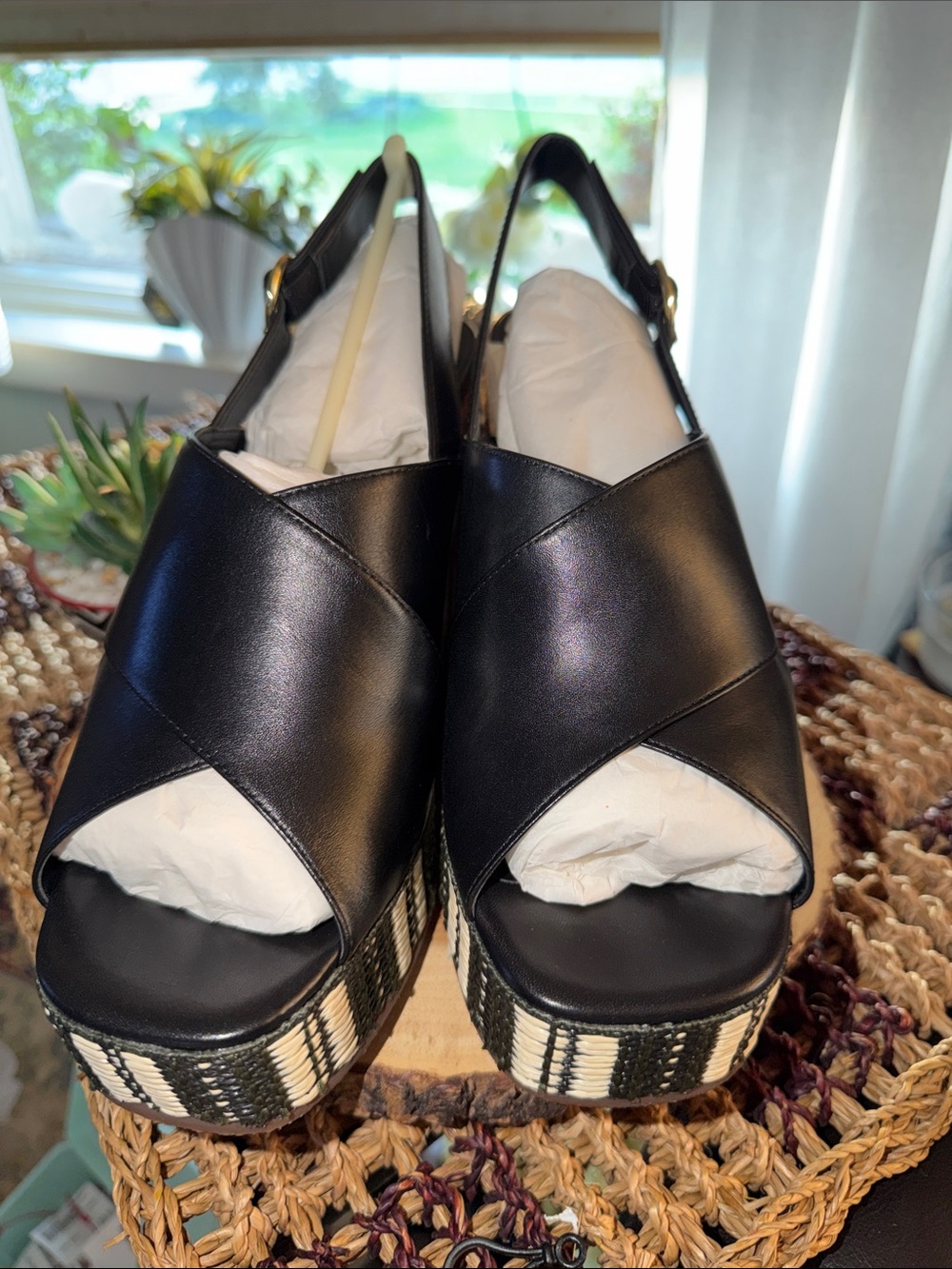Linea Paolo Valery-L Black Leather Platform Wedge Sandals Size 9M - Picture 5 of 10